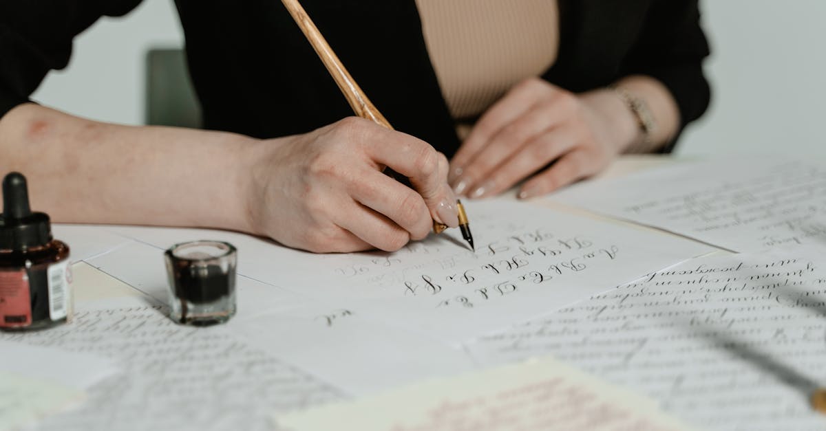 Best Cursive Fonts: 30+ Elegant & Flowing Typefaces (2026)