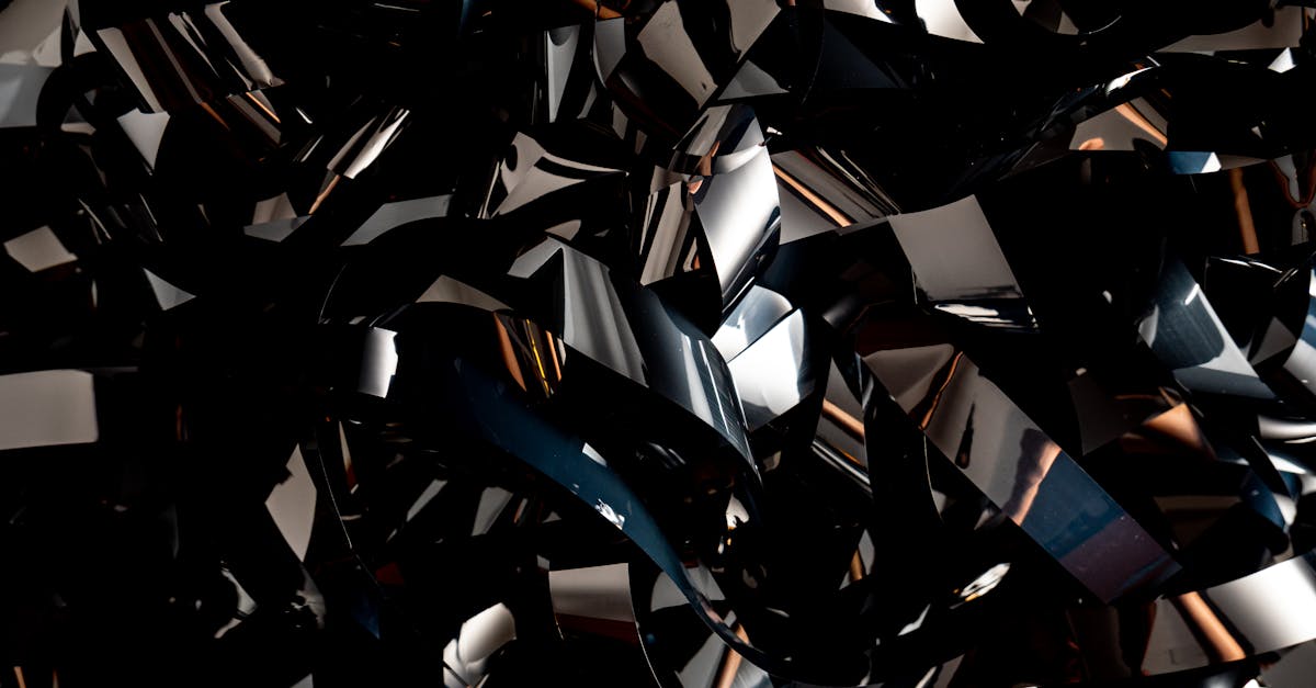 Y2K Graphic Design: The Futuristic Aesthetic That Came Back