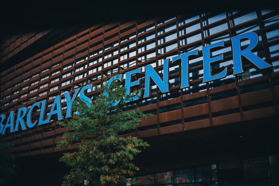 barclays font — guide and examples
