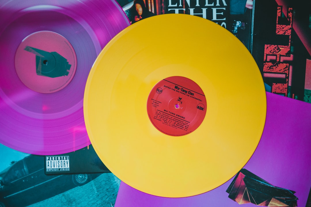 best fonts for album covers — guide and examples