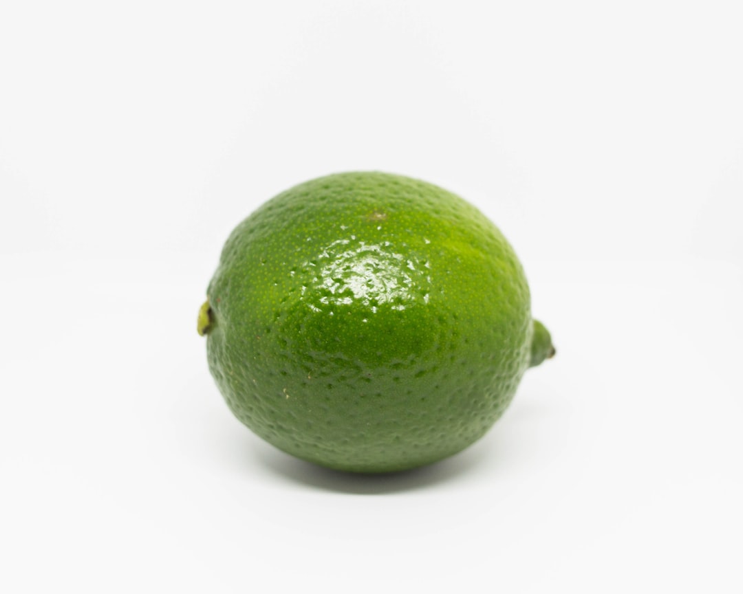 chartreuse vs lime — guide and examples