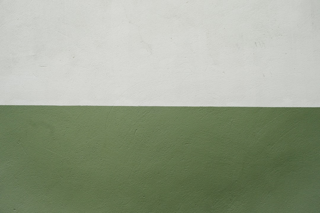 colors that go with olive green — guide and examples