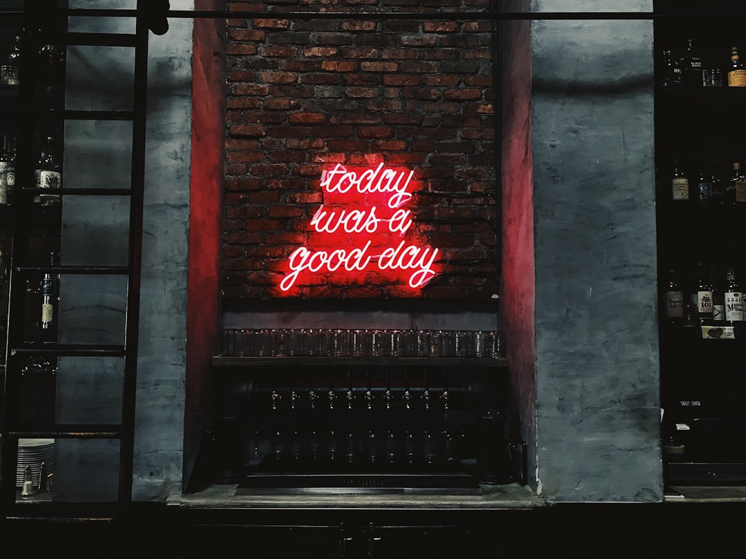 dead-or-alive-font typography — guide and examples