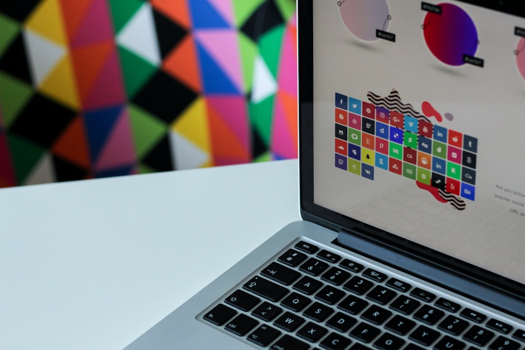 graphic design internship — guide and examples