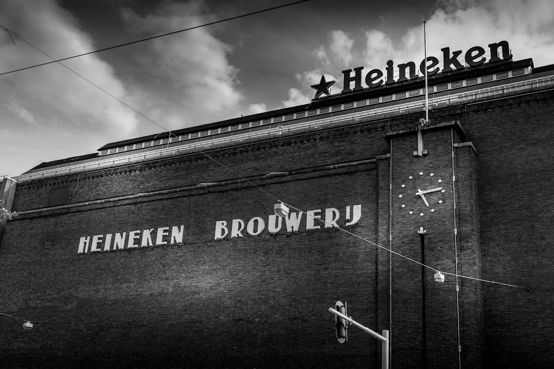 What Font Does Heineken Use? (2026)