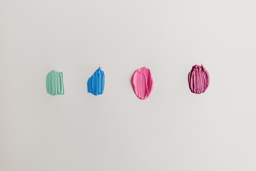 6 Minimalist Color Palettes (With Hex Codes)