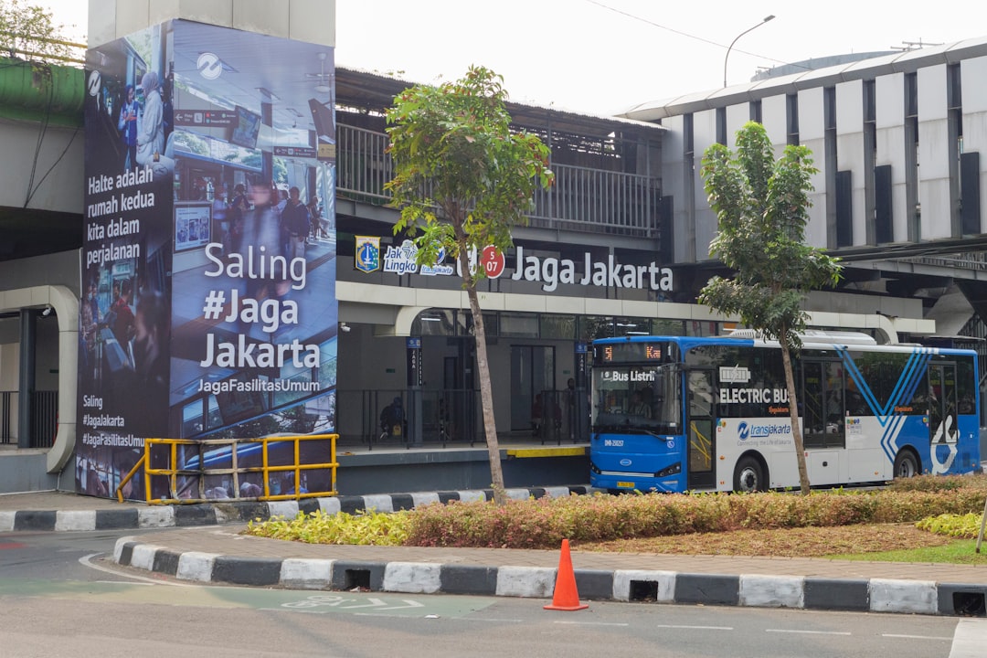 Plus Jakarta Sans vs Inter
