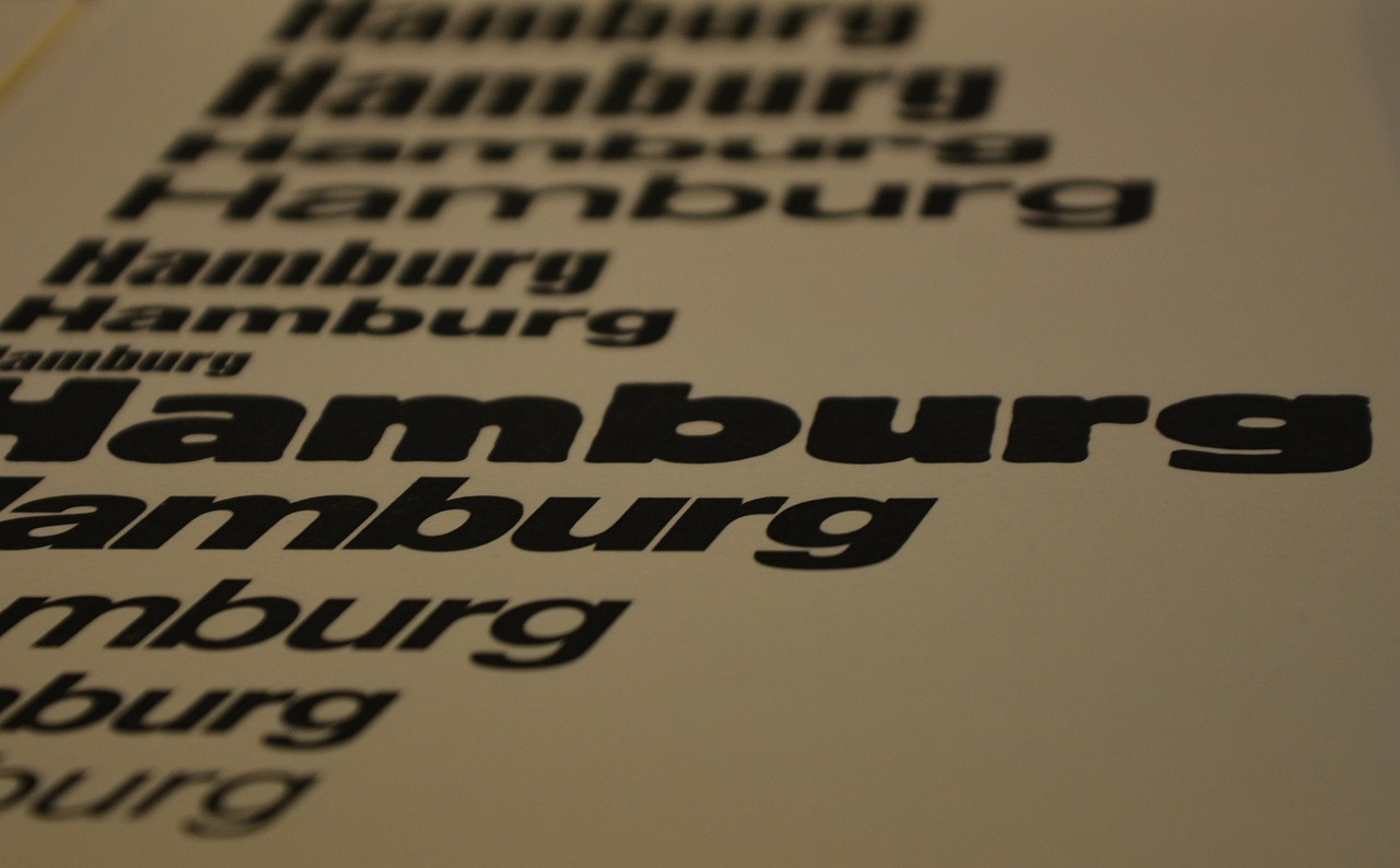 rocketman-font typography — guide and examples