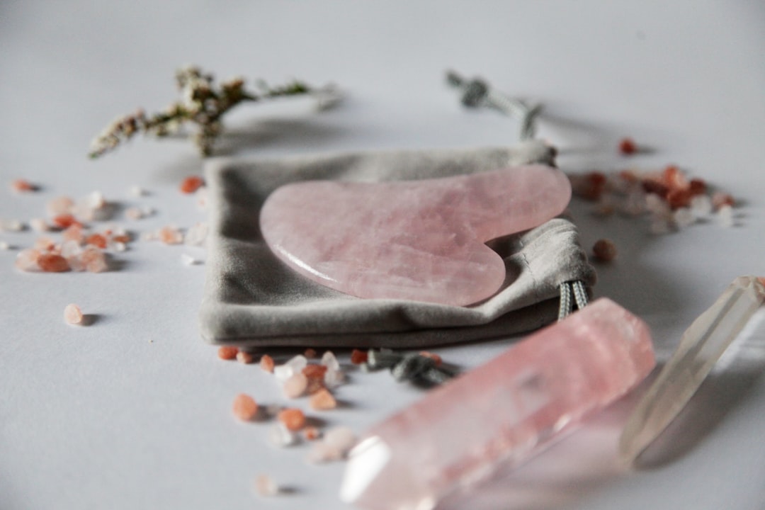 rose quartz vs pink — guide and examples