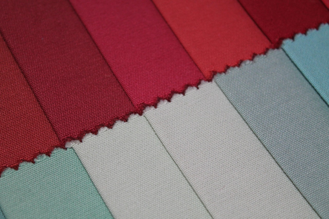 shades of burgundy — guide and examples