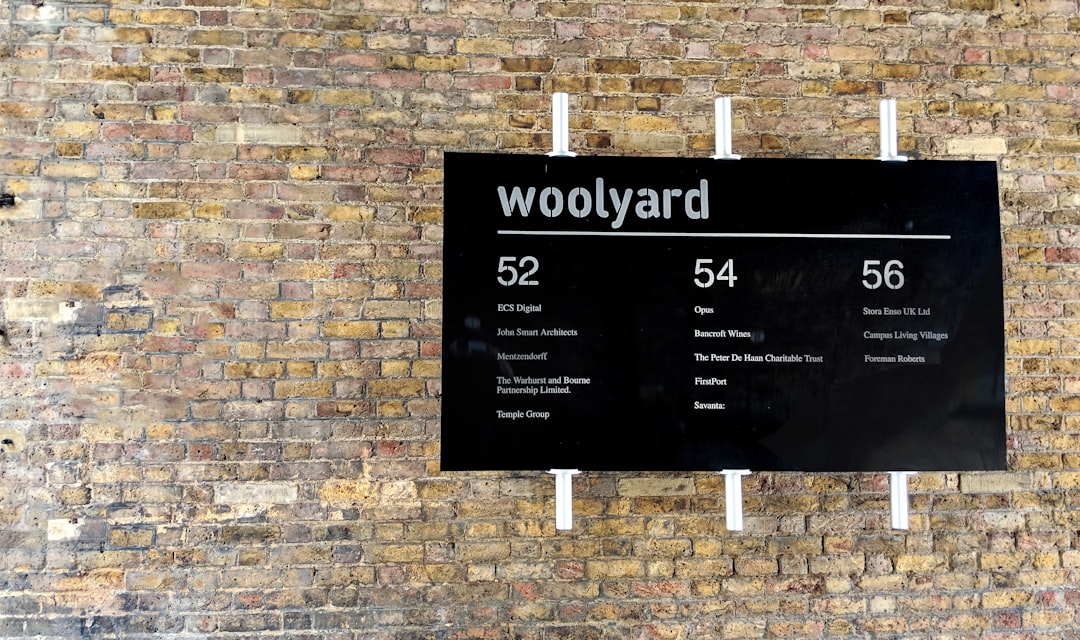 signage design — guide and examples