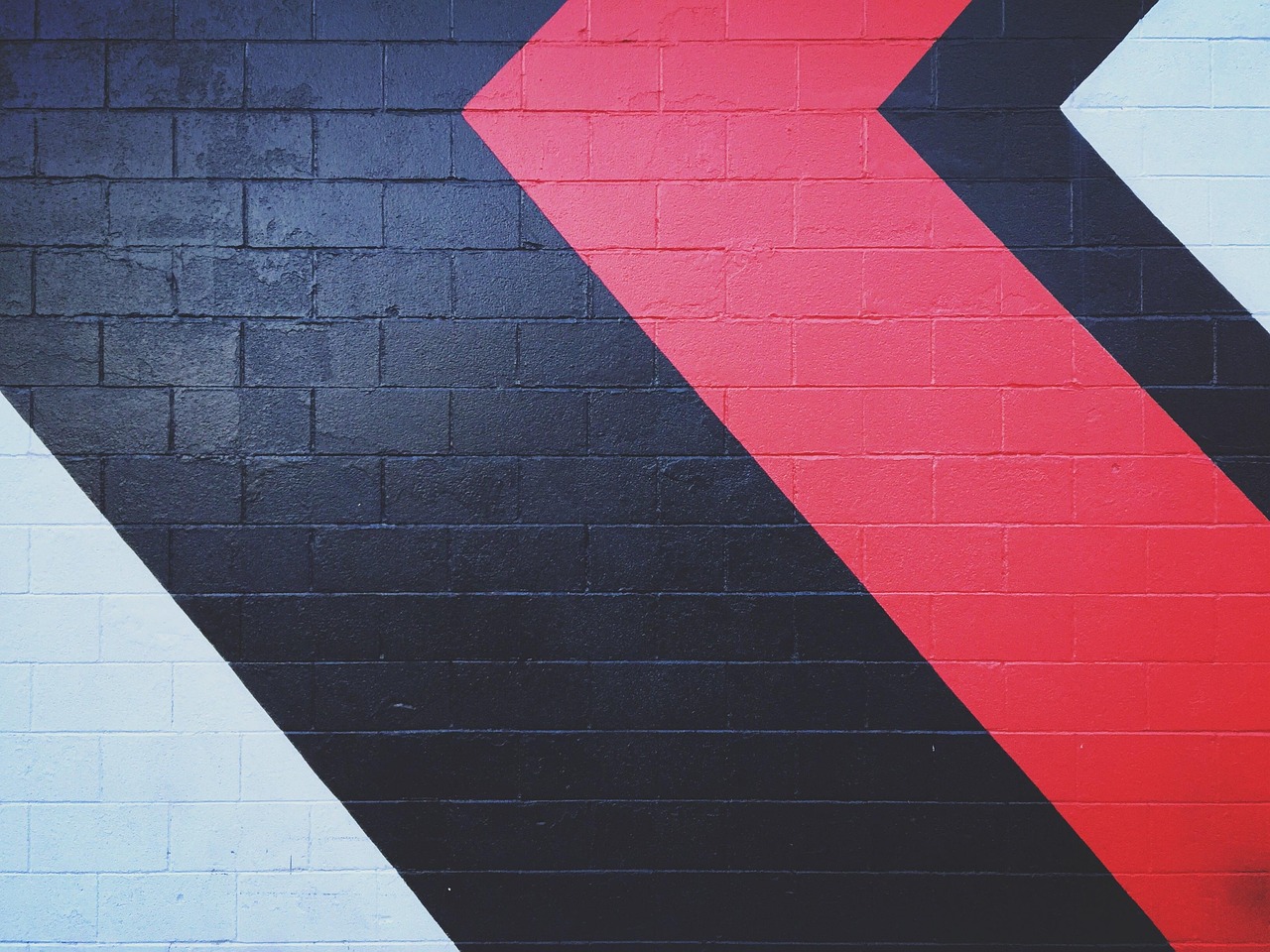 snow-white-with-the-red-hair-font typography — guide and examples