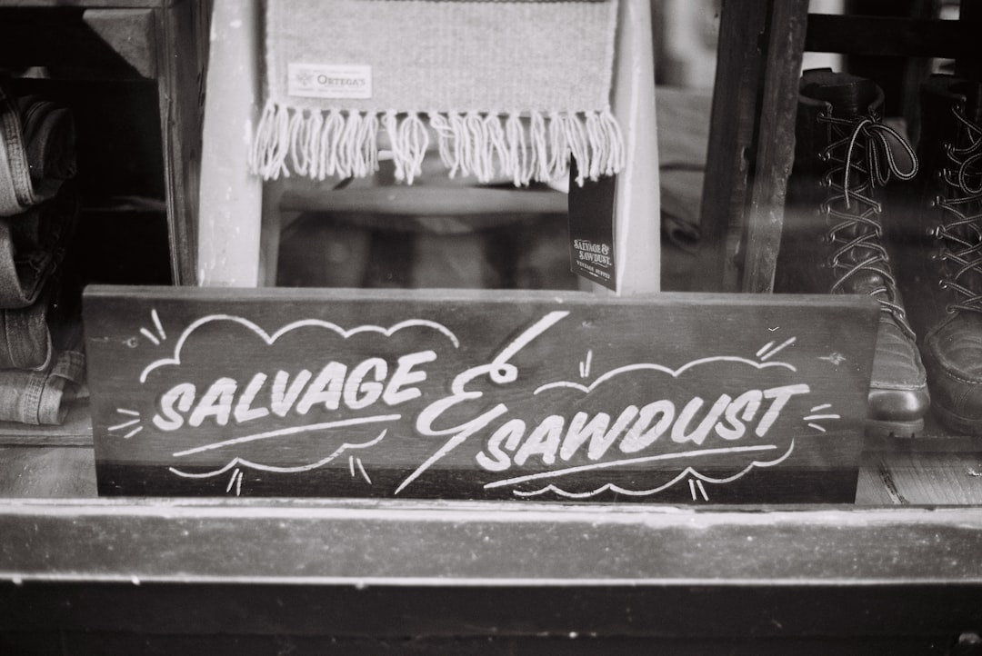 talk-to-me-font typography — guide and examples