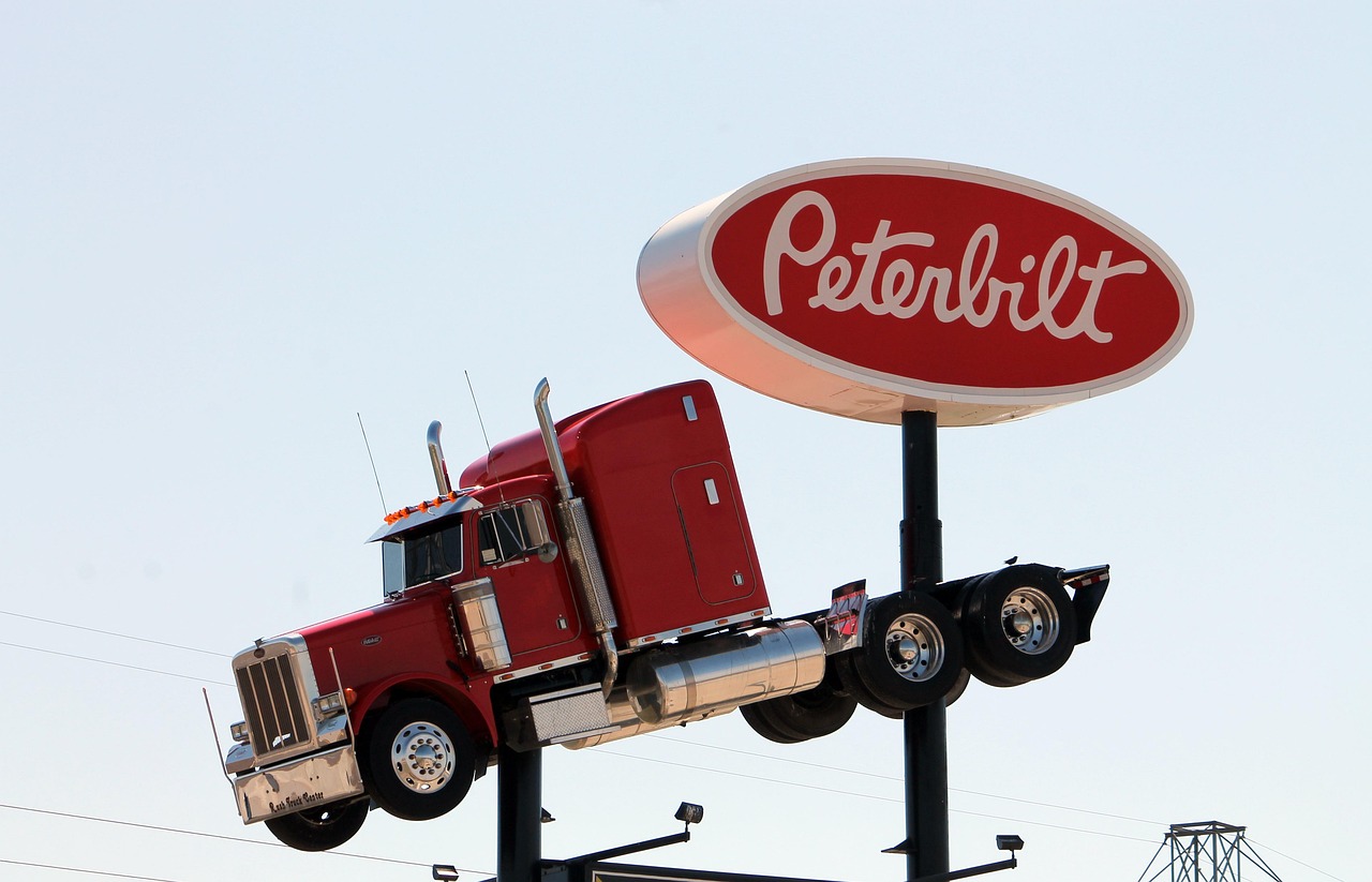 trucking logo — guide and examples