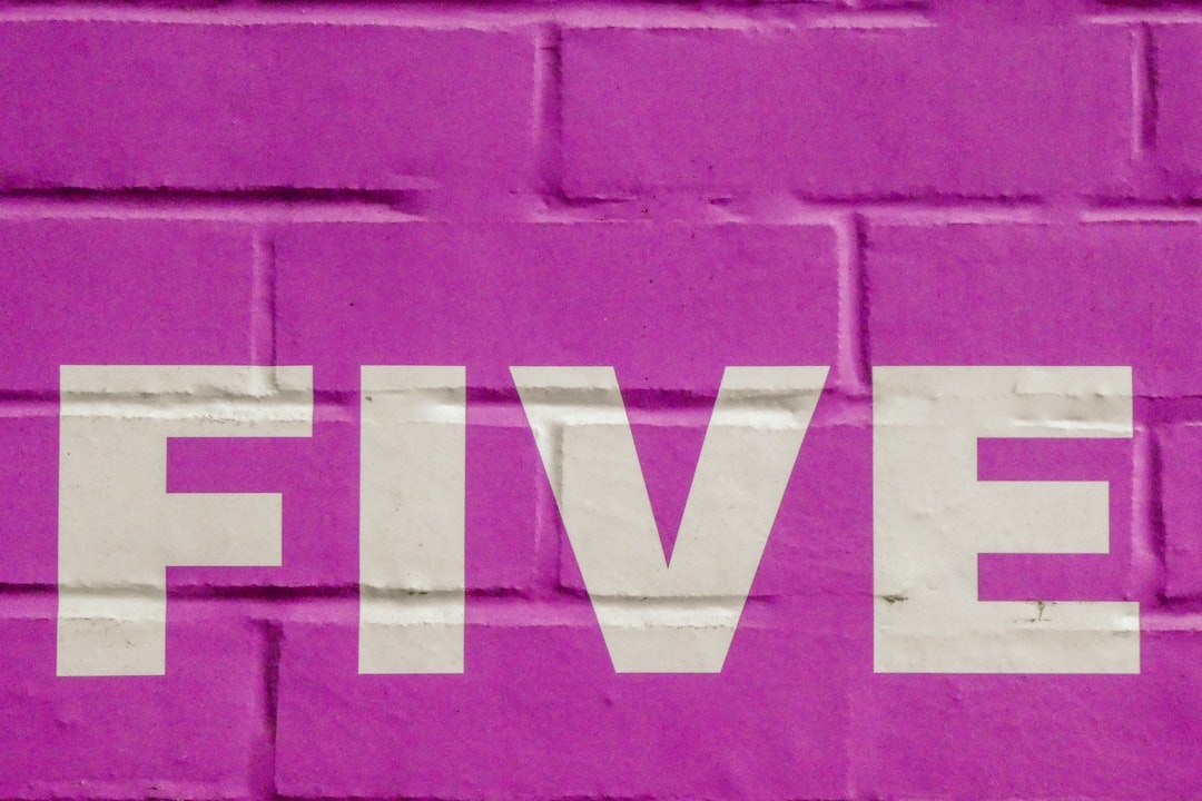 What Font Does Five Guys Use?