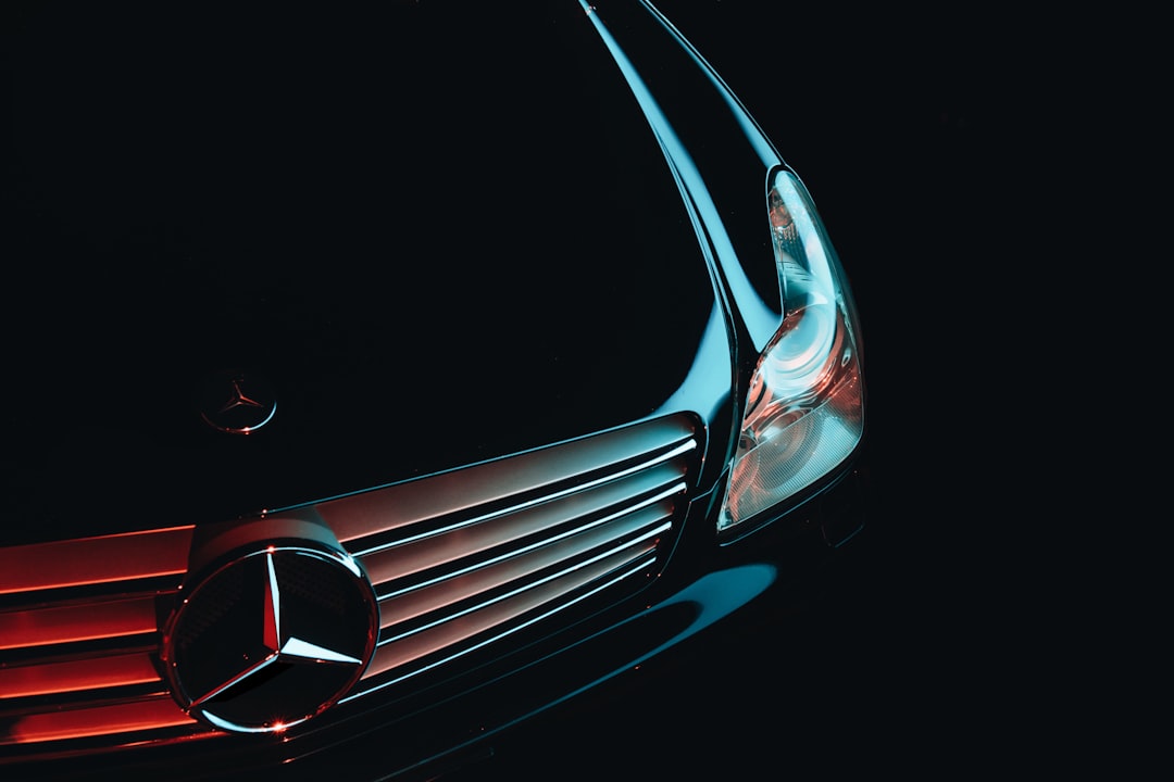 mercedes font — guide and examples