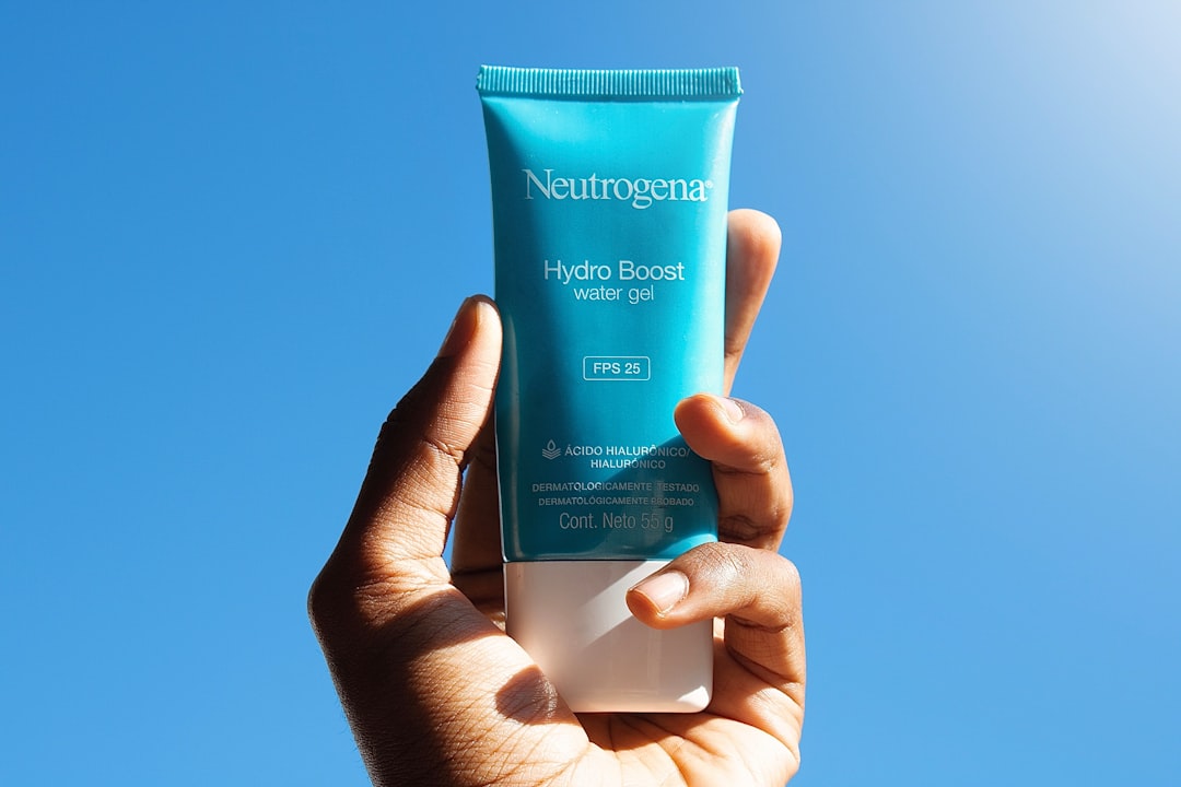 What Font Does Neutrogena Use?