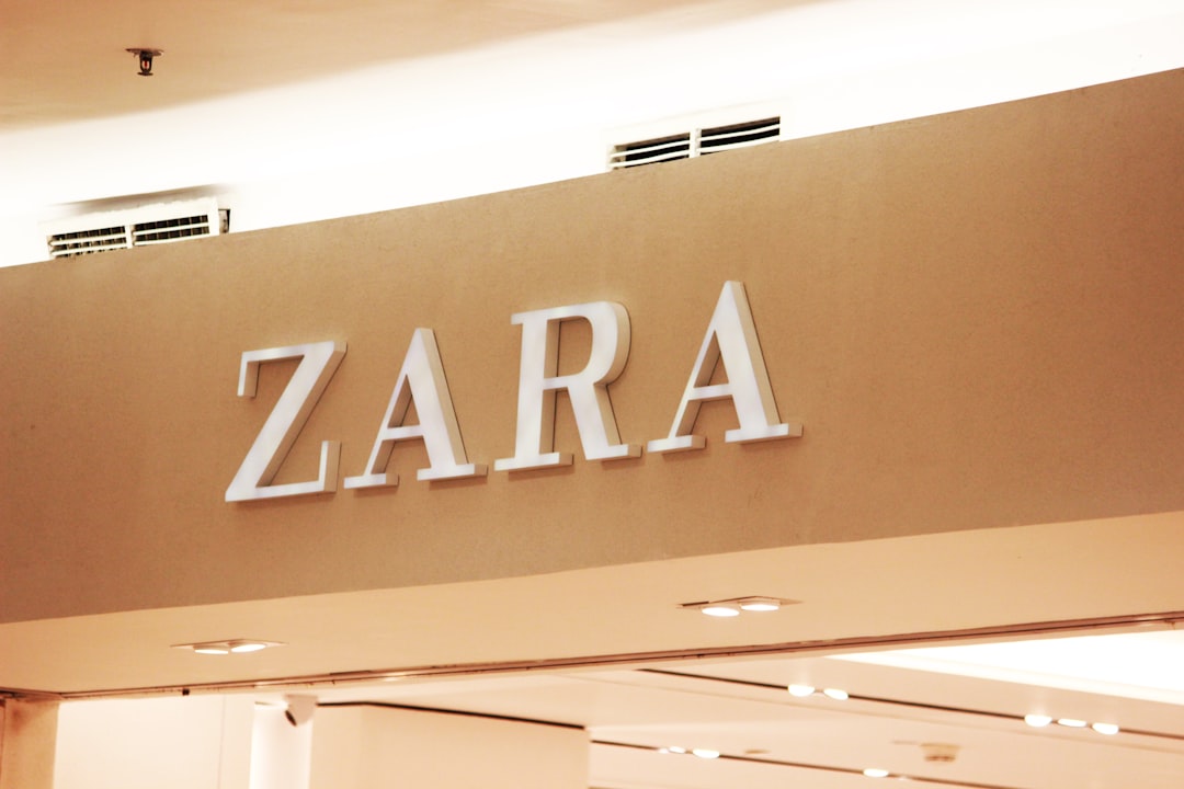 What Font Does Zara Use? (2026)